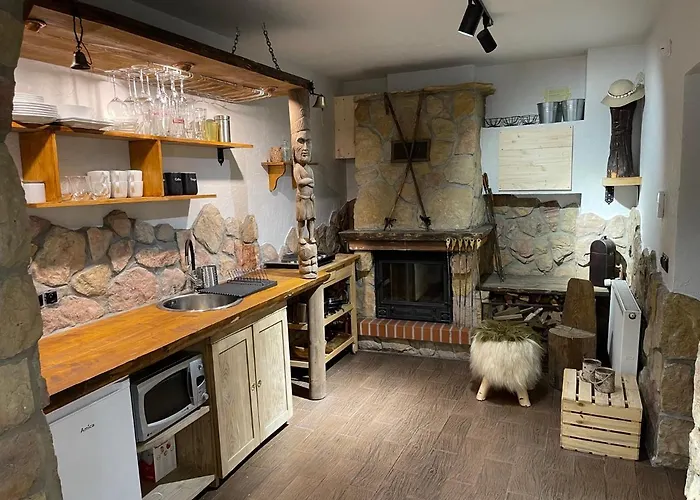 Prestige Z Sauna Zbojnicka Piwnica Krupowki זקופאנה